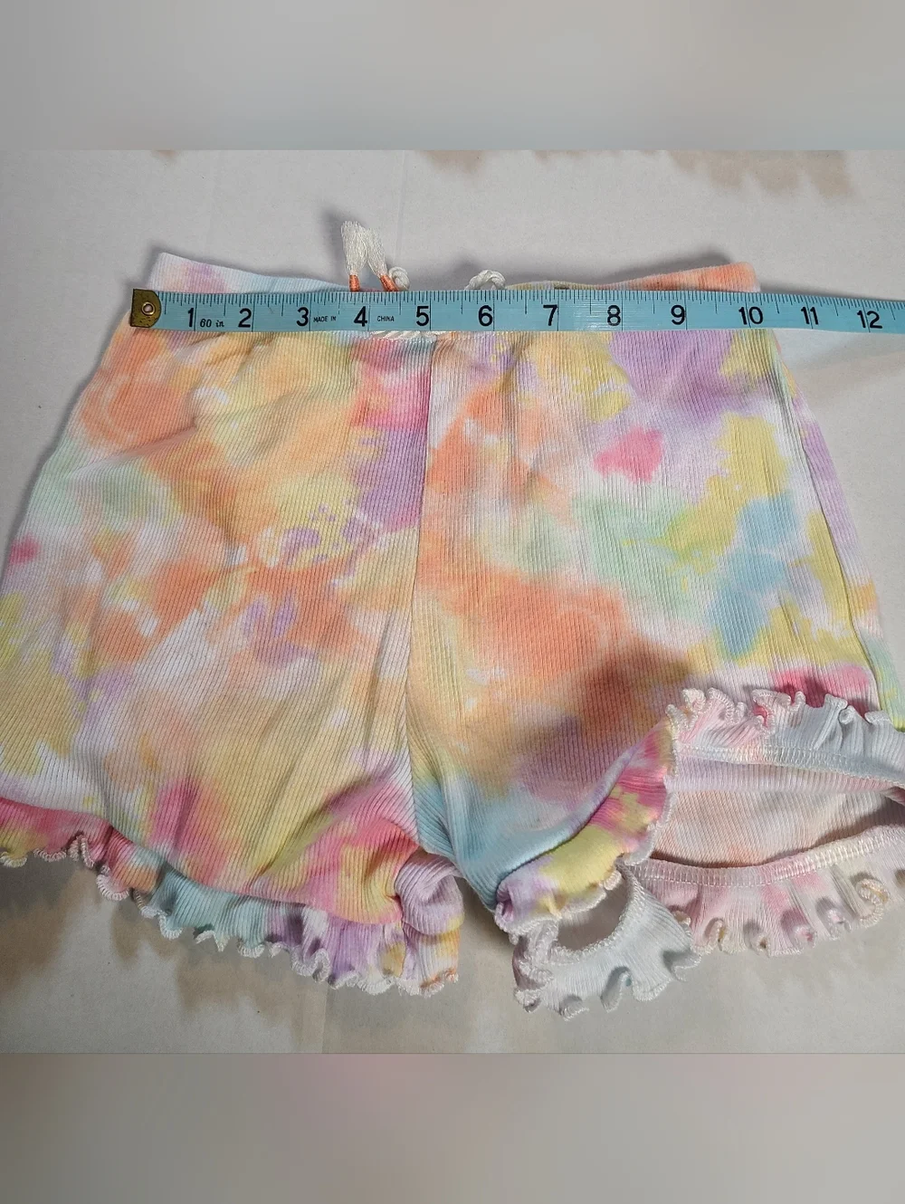 365 Kids Pastel Tie-Dye Ruffle Hem Girls Drawstring Shorts Size 7 EUC - Picture 8 of 8